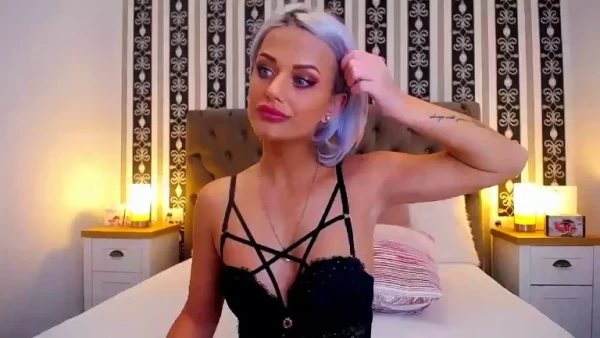 SarraFoxx