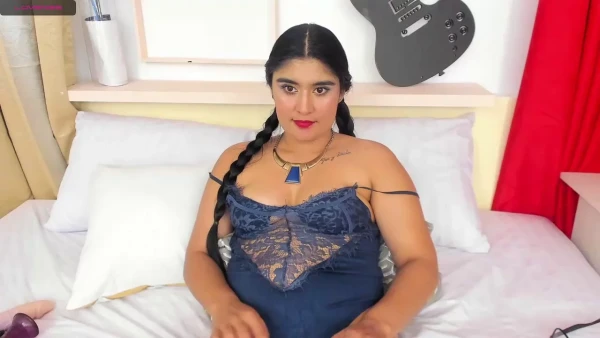 sarah_latina04