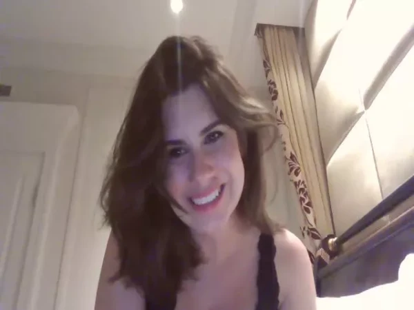 Chloe_Lamb