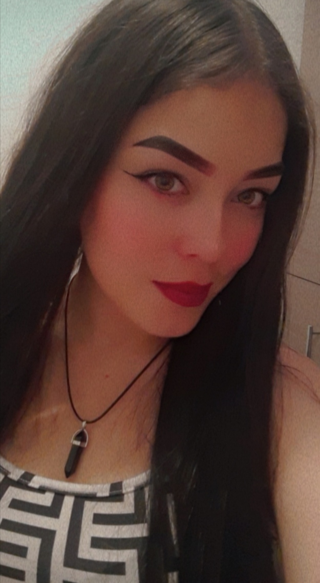 Nikolle_8. Cute but boring Colombian model who needs to learn